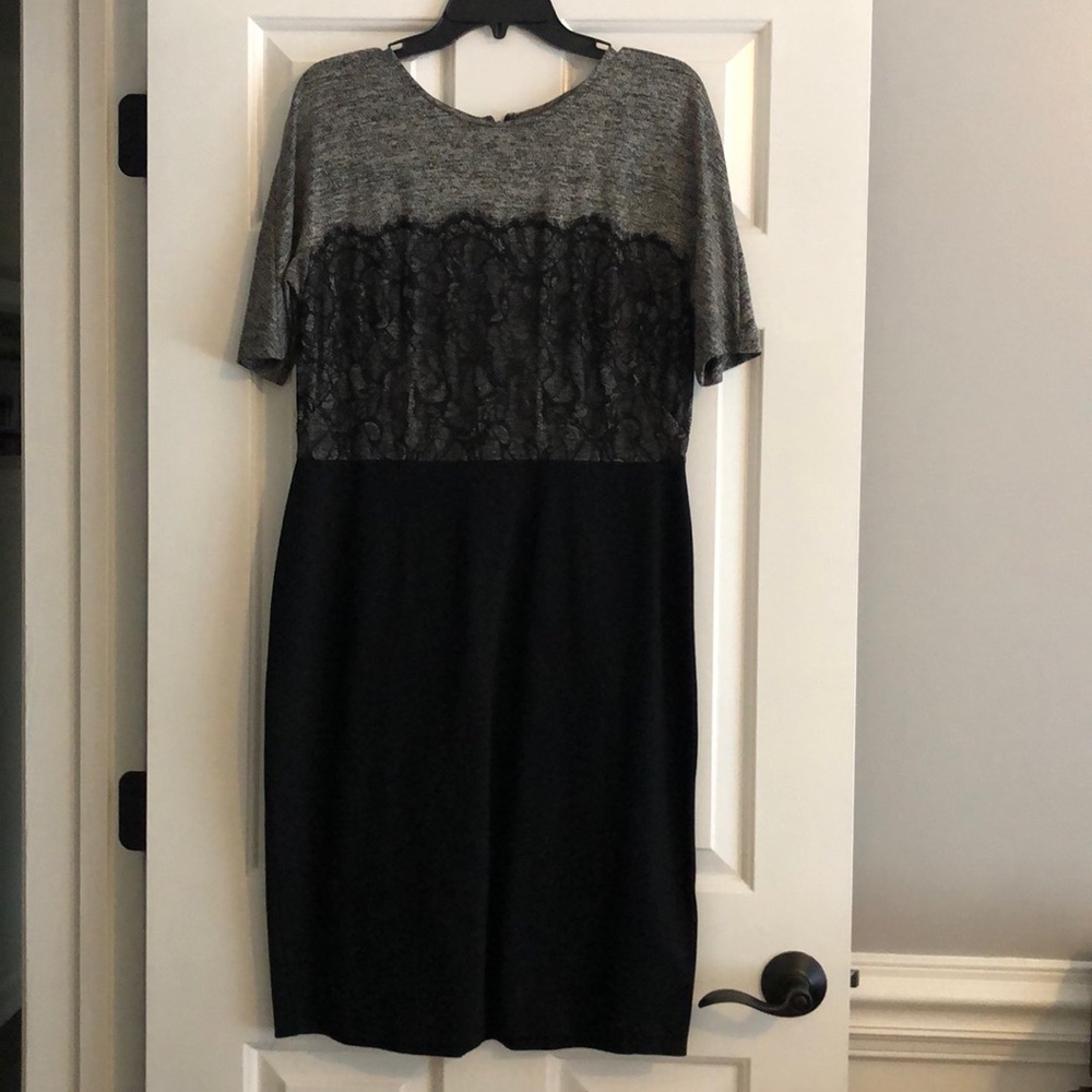 Dress with lace detail